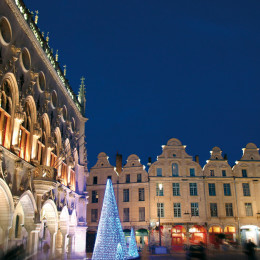 Arras_Marche_Noël_2024_Voyages_Descamps